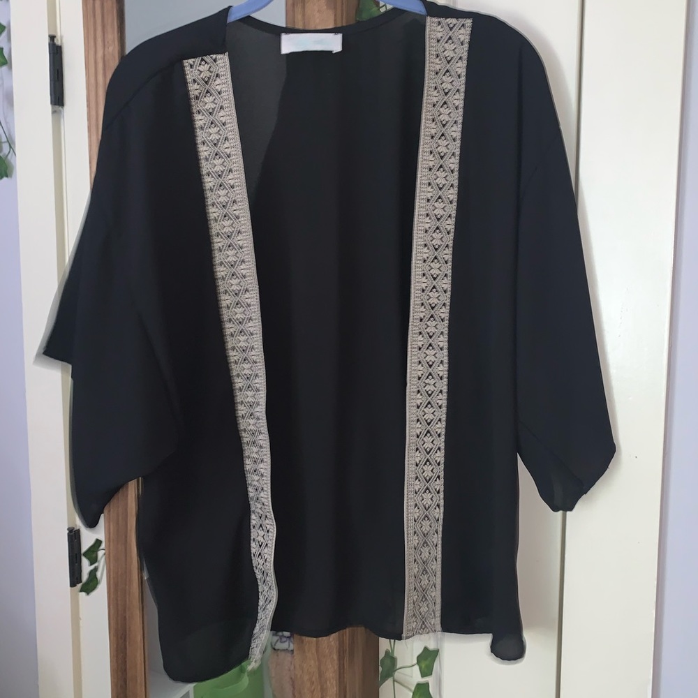 Flowy shawl